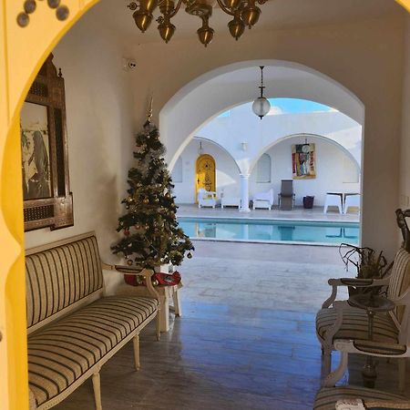 Musk De Djerba Suite Aziz Avec Piscine Temlale Bagian luar foto